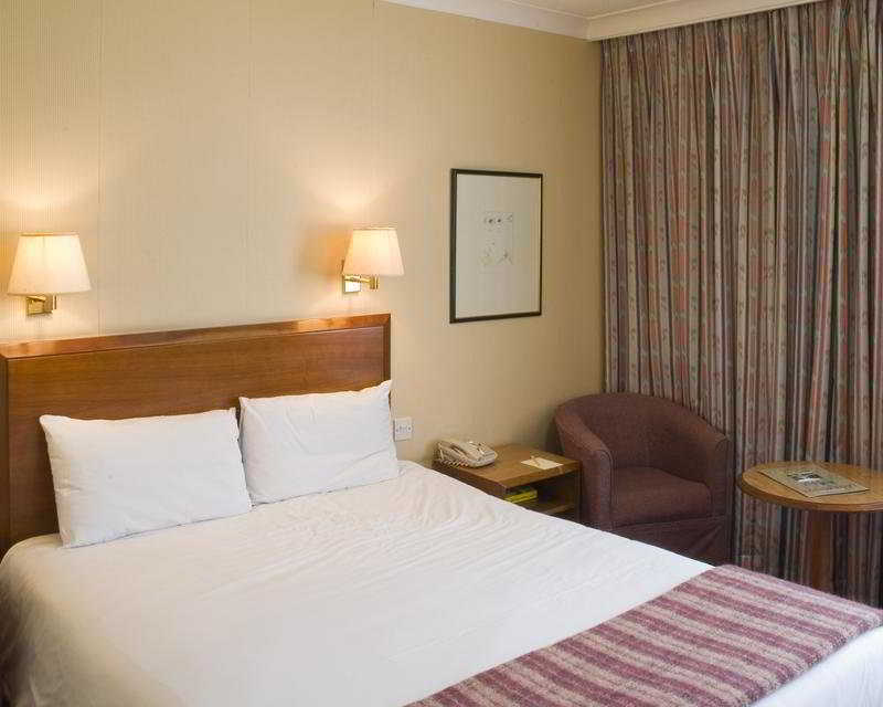 Britannia Hotel Μπόλτον Δωμάτιο φωτογραφία